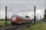 RE1 (RE 10118)  Nordrhein-Westfahlen-Express , Hamm(Westf) - Aachen Hbf, ist zwischen Nordb�gge und Kamen unterwegs.