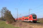 RE2 in Richtung Düsseldorf Hbf, geschoben von 146 118-5 (DB) in Recklinghausen, 9.