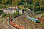 DB 111 189 schiebend mit GfF Wittenberger Steuerwagen mit RE13 Ersatzzug  Maas-Wupper-Express  in Wuppertal, April 2025.