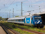 Seit September 2025 wurde der RE13 Ersatzverkehr von Wuppertal bis Hamm verlängert. Die TCS 101 133 steht mit dem RE13 Ersatzzug nach Venlo in Hamm bereit. September 2025