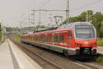 1428 010 (vorn) und 014 verlassen Recklinghausen Hbf (RE 42 Mönchengladbach - Münster), 24.6.21.