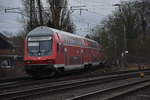 Ein von der 143 194 gezogener RB 27 Zug verlässt hier Rheydt Hbf gen Rheydt-Odenkirchen am heutigen Nachmittag.