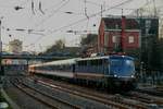 110 469-4 mit Nationalexpress Ersatzzug RB48 in Wuppertal, Februar 2018.