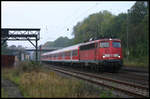 DB 110493-4 verlässt hier am 13.10.2007 um 8.43 Uhr mit dem RB aus Münster den Bahnhof Natrup Hagen in Richtung Osnabrück.