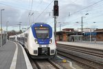 RHEINE (Kreis Steinfurt), 23.12.2015, Triebwagen 154 der Bahngesellschaft national express als RE7 nach Krefeld Hbf im Bahnhof Rheine