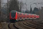 120 + 6 x Dosto als RE 9 RSX nach Aachen fährt in Eschweiler Hbf ein