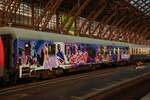 Partyzug  Krombacher  Werbewagen in Köln Hbf, September 2025.