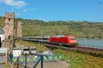 DB 101 145-1 mit EC9 am Rhein in Oberwesel, August 2025.