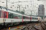DB 101 110-5  50 Jahre Intercity  mit letztem EC9 nach Basel aus Köln Hbf, Dezember 2025.