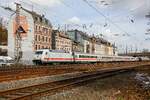 DB 101 013-1  IC  mit IC2217 in Wuppertal, April 2022.