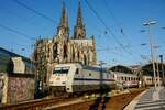 DB 101 057-8  Europa  mit IC2026 in K�ln Hbf, September 2023.