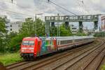 DB 101 066-9  Einziganders  Take a Pride Ride on the railbow mit IC in Wuppertal, Mai 2024.