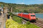 DB 101 116-2 & 101 138-6 mit IC2013 in Oberwesel, Juli 2025.
