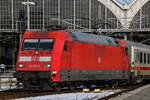 D-DB 101 100-6 zog am 15.02.2026 ihren IC 2263 von Rostock Hbf (WR) nach Hamburg Hbf (AH), hier bei der Ausfahrt aus dem Lübecker Hbf (AL).