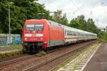 DB 101 096-6 mit IC in Königswinter, Juli 2021.
