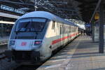 D-DB 61 80 80-91 161-2 Bpmmbdzf 286.1 als IC 2151 von Kassel-Wilhelmshöhe nach Gera Hbf, am 20.02.2026 in Erfurt Hbf.