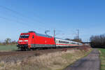 101 069-3 (DB) mit dem IC 2156 Richtung Köln Hbf in Hamm Selmig, 25. Februar 2026