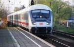 KÖNIGS WUSTERHAUSEN (Landkreis Dahme-Spreewald), 14.04.2009, ein IC auf Durchfahrt durch den Bahnhof Königs Wusterhausen