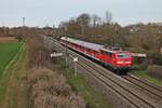 Nachschuss auf die Freiburger 111 050-1, als sie ihre RB (Basel Bad Bf - Offenburg) am 30.03.2016 in den Bahnhof von Müllheim (Baden) schob.