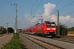 Einfahrt am 13.09.2016 von der Freiburger 146 113-6  Baden Württemberg erfahren/Lankreis Ortenau  mit ihrem RE (Offenburg - Basel SBB) in den Bahnhof von Müllheim (Baden).