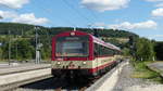 Der Hzl  Naturpark-Express  erreicht aus Sigmaringen kommend seinen Endbahnhof Tuttlingen.