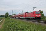 Nachschuss auf 146 225-8  Baden Württemberg erfahren , als diese am Nachmittag des 14.05.2020 ihren RE (Basel Bad Bf - Freiburg (Brsg) Hbf) südlich von Buggingen über dei Rheintalbahn