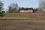 Auf der Fahrt von Wangen nach Leutkirch befindet sich am 26.02.2021 RB 96 / RB 17857 in der Nhe des Kilegger Ortsteils Brenweiler.