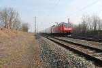 146 109-4 kam auch einen Tag zuvor, am 04.04.2013, in Orschweier mit einem RE vorbei.