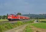 111 047 ist mit IRE 4223 nach Lindau HBF unterwegs.blicherweise sind diese Zge mit BR 146 bespannt.An diesem IRE hatte 111 047 das Vergngen.Aufgenommen bei Uhingen(Fils)am 3.8.2013.