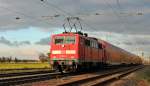 Am 11.11.2013 fuhr 111 062-6  Neuenburg (Baden)  auerplanmig mit dem RE 26510 (Basel Bad Bf - Offenburg) aus dem Bahnhof Orschweier gen Lahr (Schwarzw).