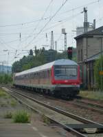 22.06.2014, Lauda: Der Regionalexpress nach Stuttgart fährt aus.
