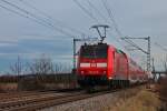 Nachschuss auf 146 113-6  Baden-WÜrttemberg erfahren  am 24.12.2013 mit einem RE nach Offenburg in der Nähe vom Weinort Hügelheim.