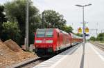 Ausfahrt am 07.06.2014 von 146 116-9  Baden Württemberg erfahren/Danke für 20 Mio. verkaufte Tickets  mit einem RE nach Offenburg vom Überholgleis in Emmendingen.