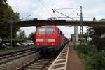 Zwischenhalt am 29.09.2014 von der Freiburger 111 048-5 mit einer RB (Schliengen - Offenburg) in Orschweier.