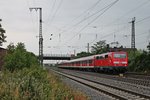 Ausfahrt/Nachschuss auf 111 048-5 am 10.06.2015 aus dem Bahnhof von Müllheim (Baden) mit einer RB (Basel Bad Bf - Offenburg) in Richtung Buggingen.