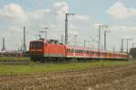 143 150 schiebt eine RB Eggmhl an Regensburg Ost vorbei.13.09.07