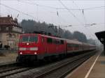 111 183 mit RB 34197 nach Lichtenfels; Kronach, 22.12.2007  