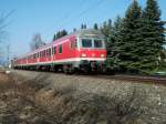 Die RB 37627 nach Bamberg ist am 04.03.11 bei Halach Richtung Kronach unterwegs.