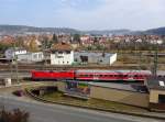 143 634-4 verlässt am 16. März 2015 mit einer Regionalbahn nach Bamberg den Bahnhof Kronach.