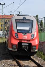 BERLIN, 22.06.2017, 442 126/442 626 als RB24 nach Berlin-Lichtenberg bei der Ausfahrt aus dem Bahnhof Berlin-Ostkreuz