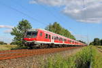 Steuerwagen voraus wird der Kreuzfahrer von Berlin nach Warnemünde durch Nassenheide geschoben.