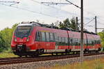 442 143 als RB 22 in Richtung Königs Wusterhausen am 01. Juni 2022 auf der Strecke vom BER bei Schönefeld.