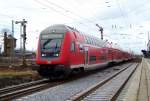 RE2 nach Cottbus verlsst den bahnhof von Lbbenau/Spreewald am 23.12.2008 mit 5 Minuten Versptung.