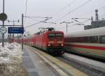 DB 114 030-0 mit dem RE 38019 von Magdeburg Hbf nach Eisenhttenstadt, in Berlin Hbf; 18.02.2010