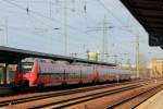 Berlin Schnefeld Flughafen am 15. April 2013, nach Koppelung von 442 134 und 442 634 mit 442 322 und 422 822 erfolgt die Weiterfahrt als RE 7 (RE 18725) nach Dessau. 