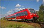 DB 442 134-3 als Verstrker unterwegs nach B.-Schnefeld am 28.08.2014 durch die Berliner Wuhlheide