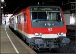 War vor 20 Jahren oder so noch hochmodernes Design - inzwischen wohltuend nostalgisch: Steuerwagen eines RE in Hamburg Hbf. 9.7.2013