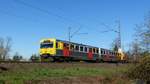 Ein VT2E auf der Fahrt nach Königstein kurz vor Niddabrücke in Frankfurt-Nied.