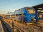 ET 8442 150 von Vlexx mit RB 74 nach Neunkirchen (Saar) Hbf in Homburg (Saar), 21.11.2020.