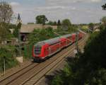 Regionalexpress nach Hof mit Steuerwagen voraus.